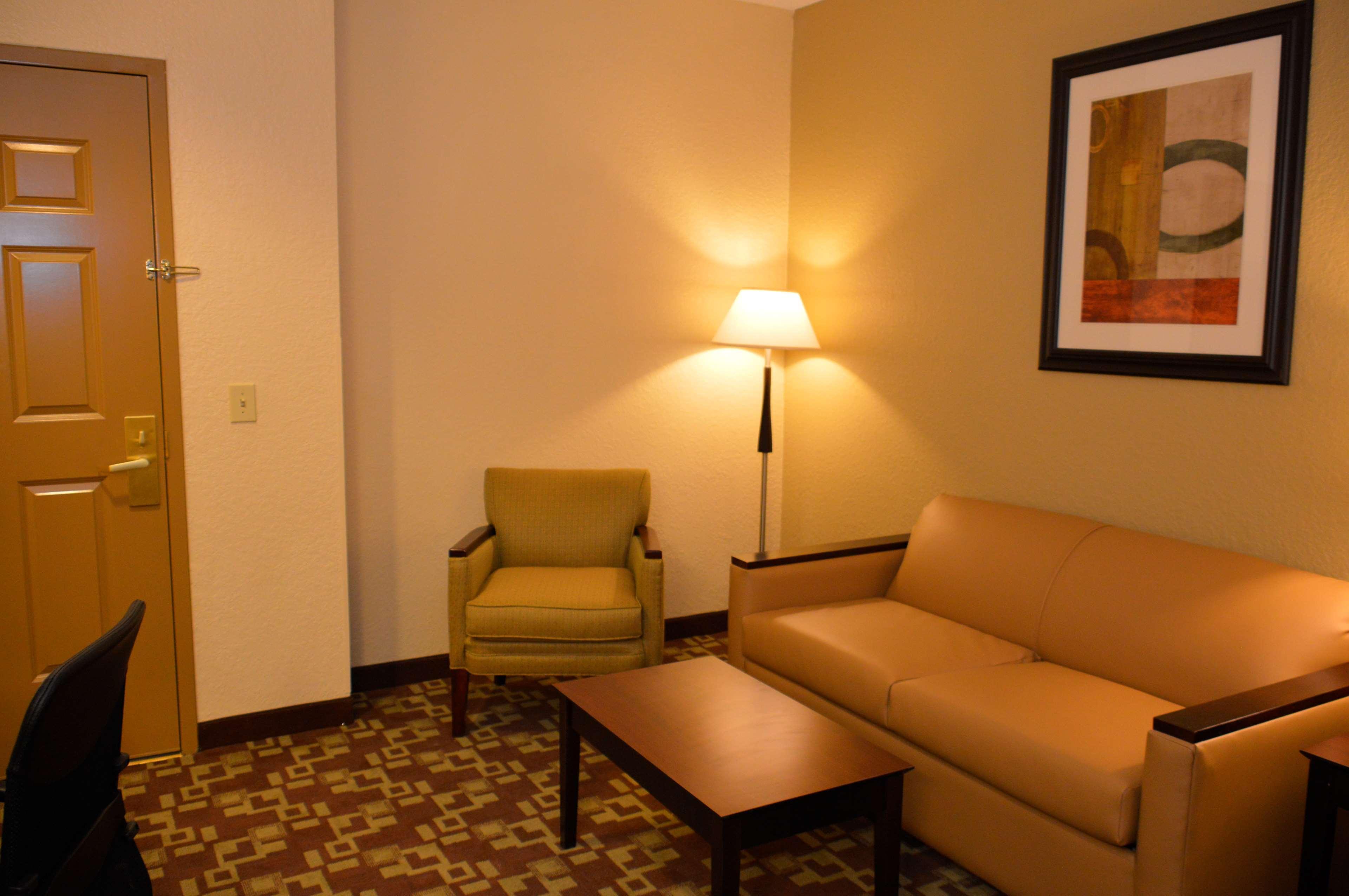 Best Western Plus Hobby Airport Inn And Suites Houston Eksteriør billede
