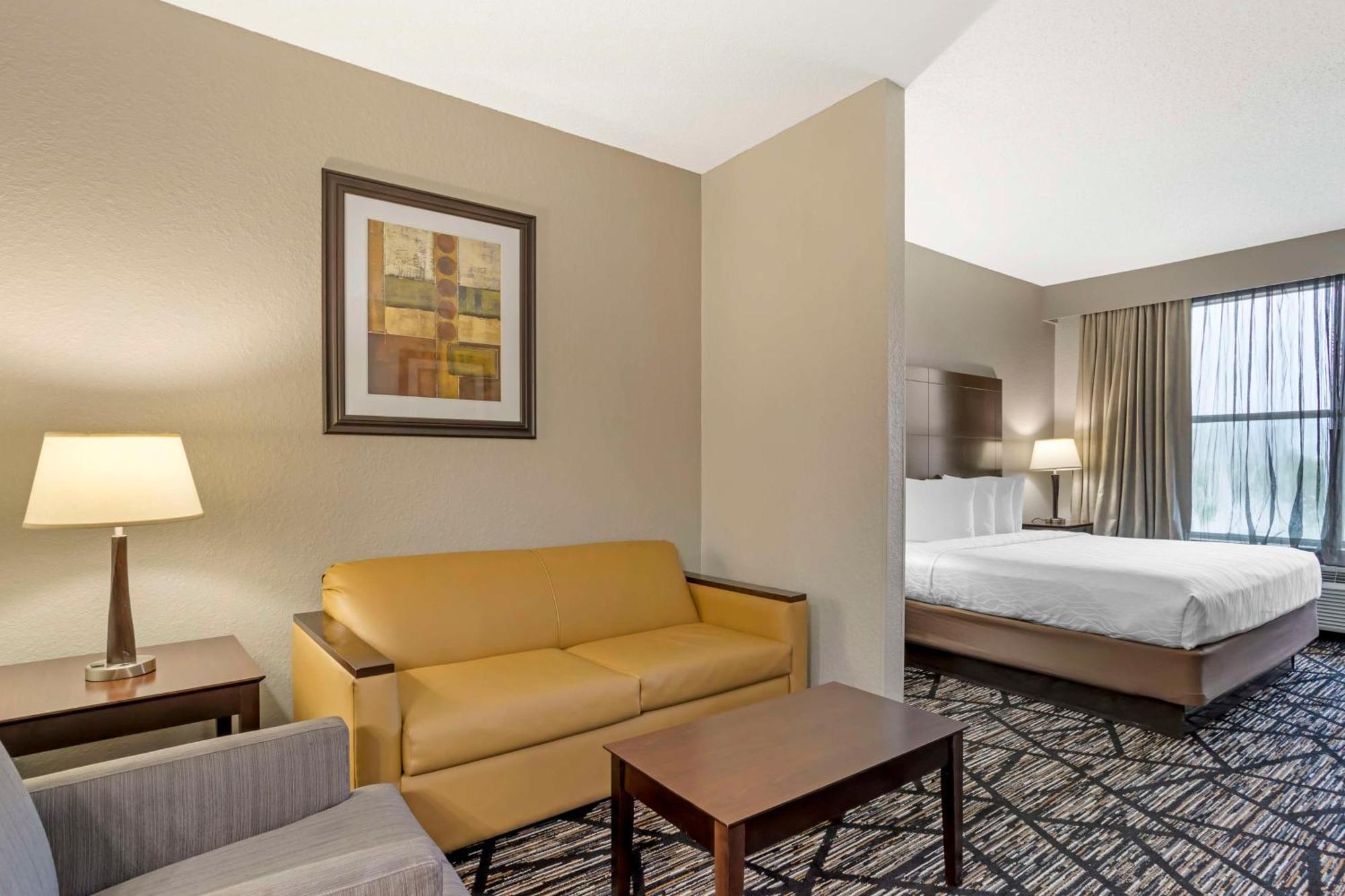Best Western Plus Hobby Airport Inn And Suites Houston Eksteriør billede